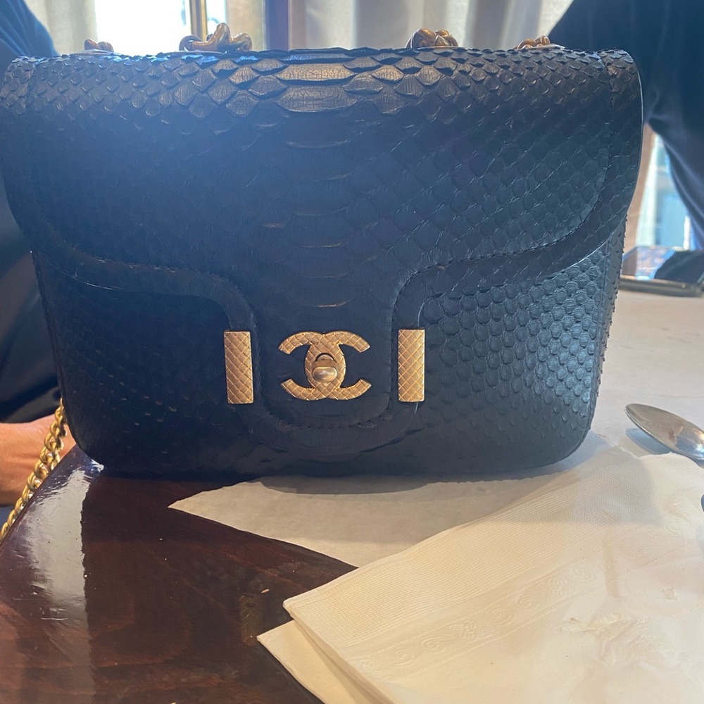 Original python Chanel bag - Picture 6 of 7
